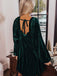 Robe babydoll en velours à col carré et manches bouffantes années 1960