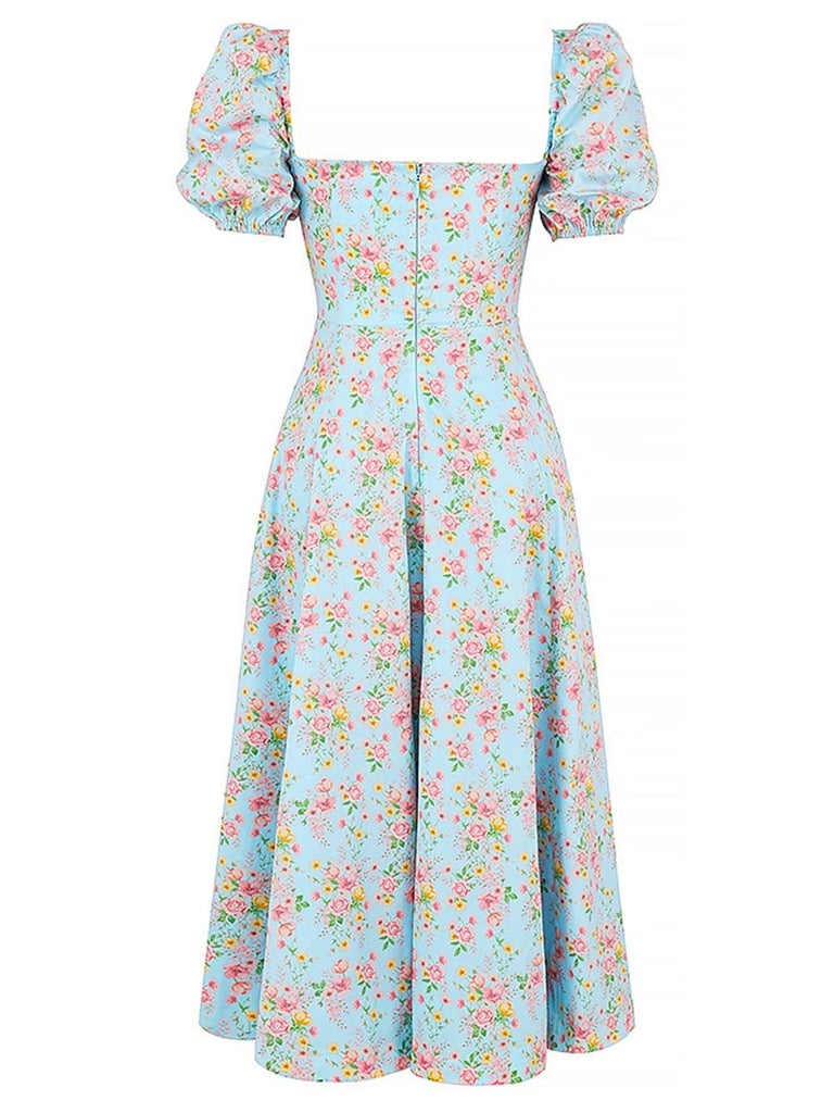 Robe fendue à col carré à petites fleurs des années 1940