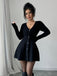Robe pull boutonnée col en V noire des années 1980
