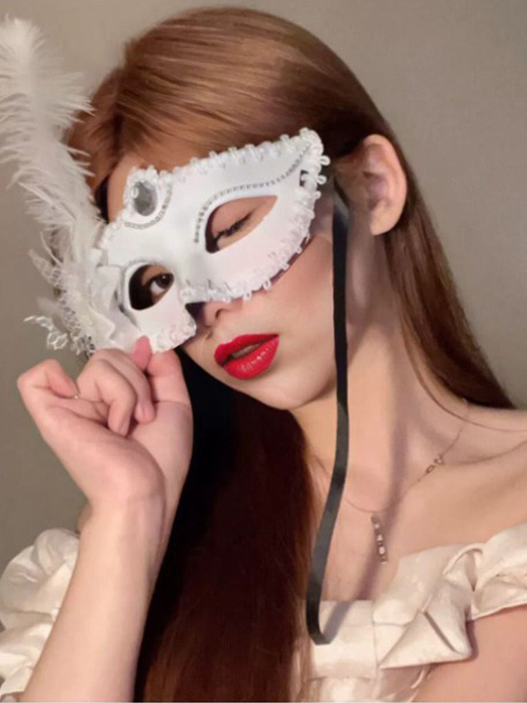 Masque pour les yeux en maille de plumes vintage élégant