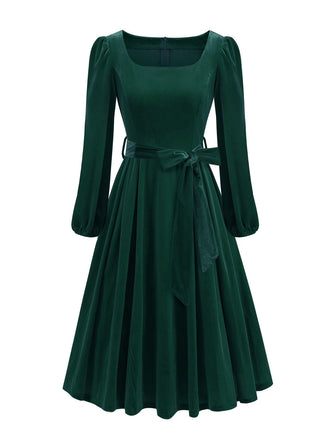 Robe de Noël en velours col carré manches longues des années 1950