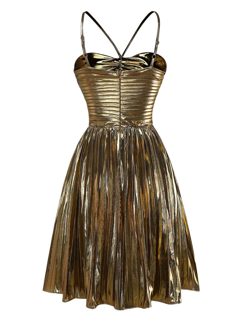 Robe de soirée dorée à bretelles plissée et ajourée des années 1960