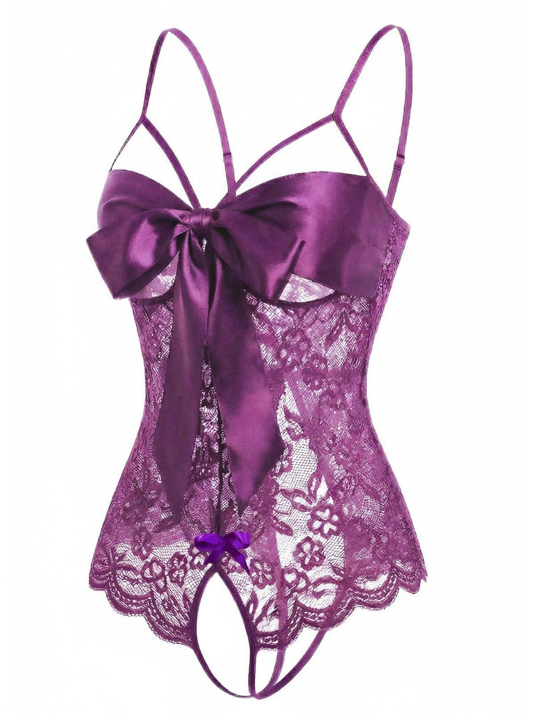 Lingerie en dentelle et satin avec nœud années 1970