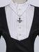 Robe noire style nonne avec collier croisé des années 1940