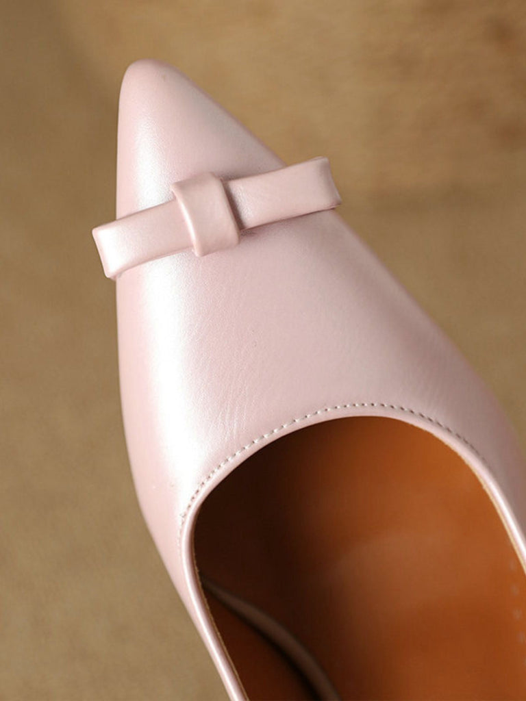 Escarpins à talons épais et bout pointu avec bride à nœud vintage