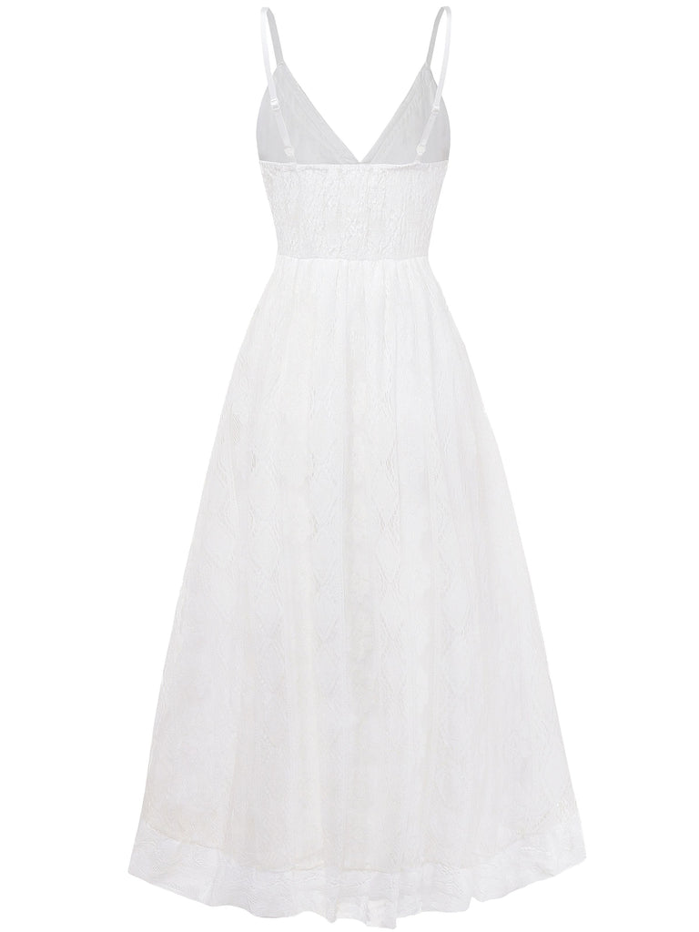 Robe longue bohème blanche en dentelle à col en V années 1970