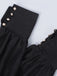 Robe noire style nonne avec collier croisé des années 1940