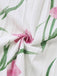 Robe longue blanche sans manches à col rond et imprimé floral années 1930