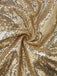 Robe de soirée dorée sequins épaules dénudées années 1980