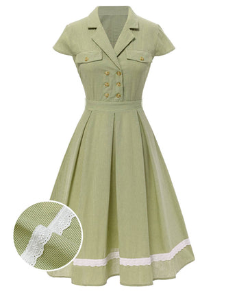 Robe en coton à carreaux vichy et dentelle verte des années 1950