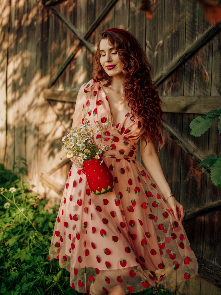 Robe trapèze rose fraise années 1950 en maille Chic