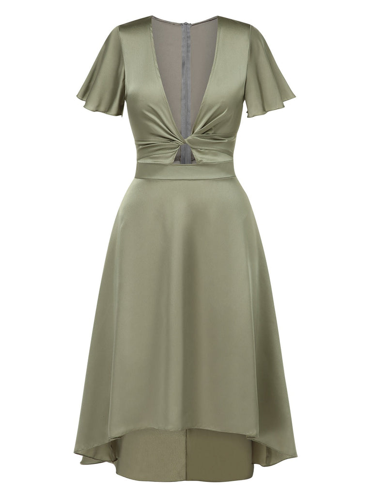 Robe en satin torsadé col V profond des années 1940