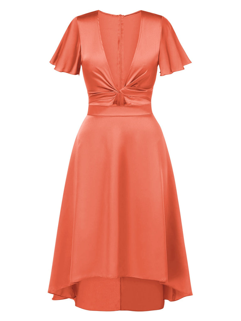 Robe en satin torsadé col V profond des années 1940