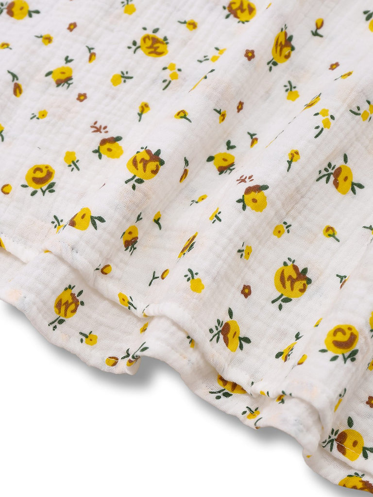 Robe blanche à petites fleurs en coton années 1940