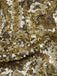 Robe dorée paillettes et épaules dénudées années 1950