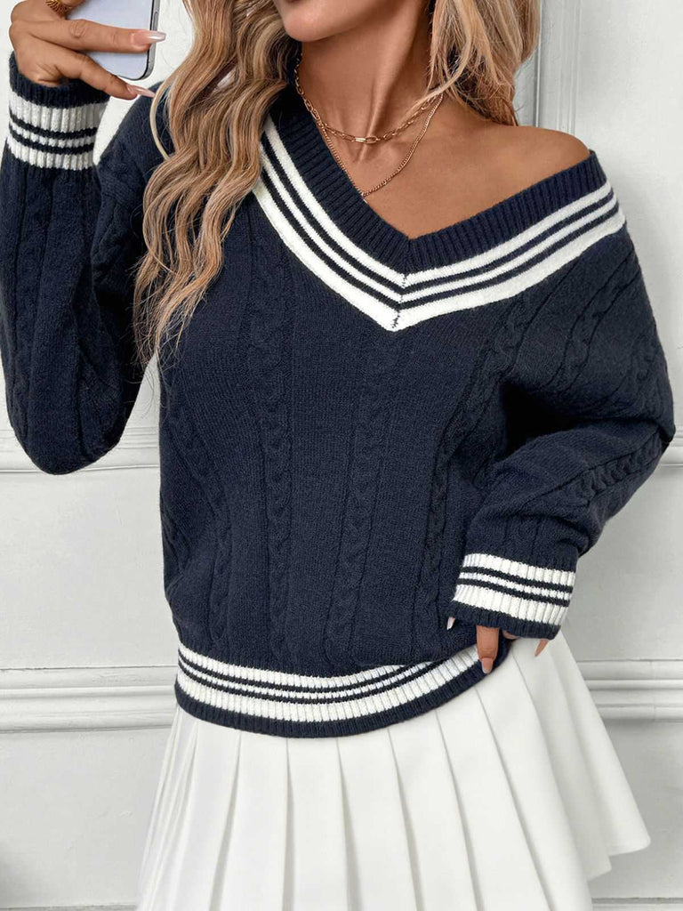 Pull rayé bleue à col en V en maille style nautique années 1950