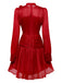 Robe rouge unie manches longues et col noué froncé des années 1960