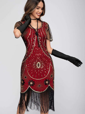 Robe à franges et paillettes à encolure dégagée des années 1920