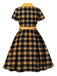 Robe à carreaux vichy avec ceinture et revers boutonnés des années 1950