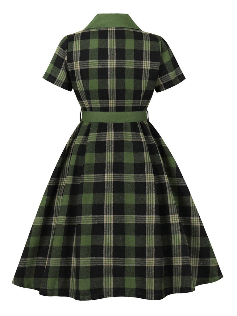 Robe à carreaux vichy avec ceinture et revers boutonnés des années 1950