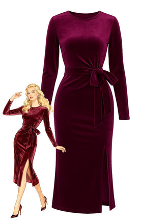 Robe moulante en velours rouge bordeaux avec ceinture à nœud des années 1960
