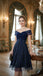 Robe bleue à fleurs brodée de paillettes à épaules dénudées années 1950