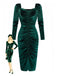 Robe moulante manches longues et froncées en velours vert des années 1960
