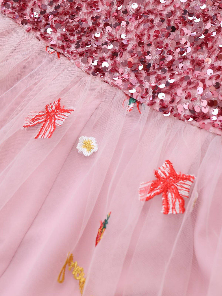 Robe bustier rose en maille à sequins et fourrure années 1950
