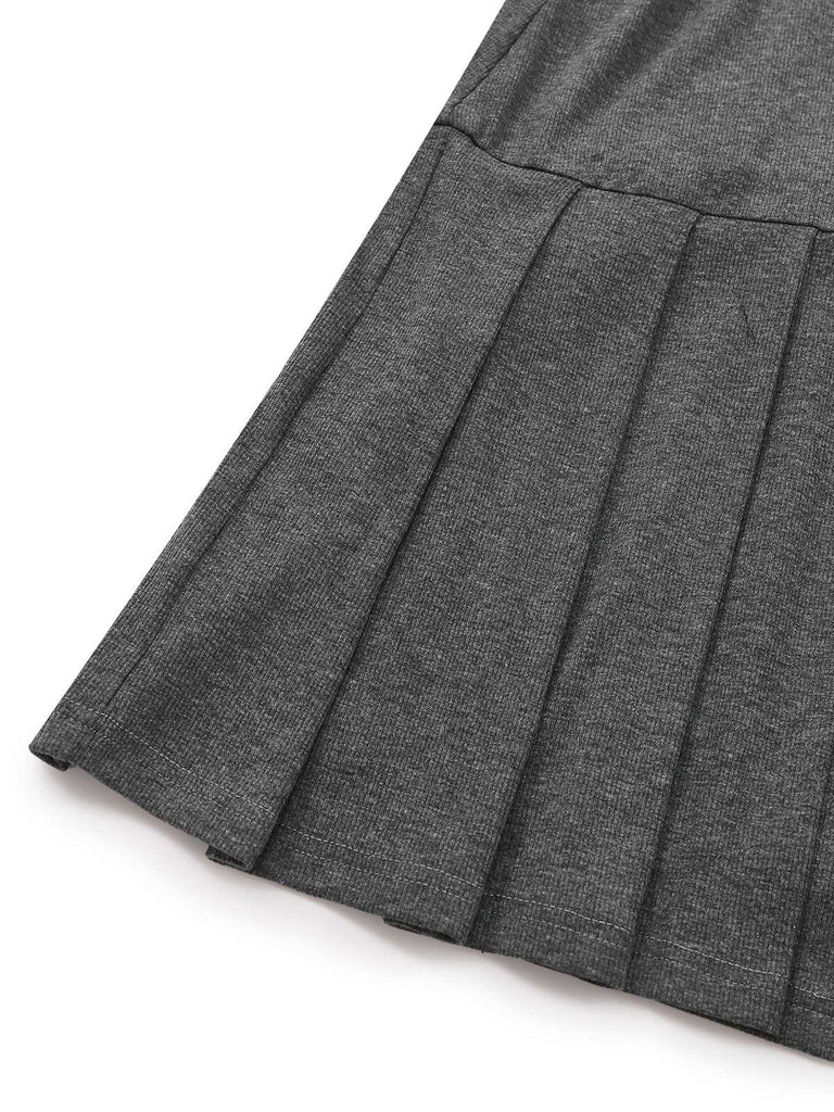 Robe plissée en cuir tricoté gris des années 1970