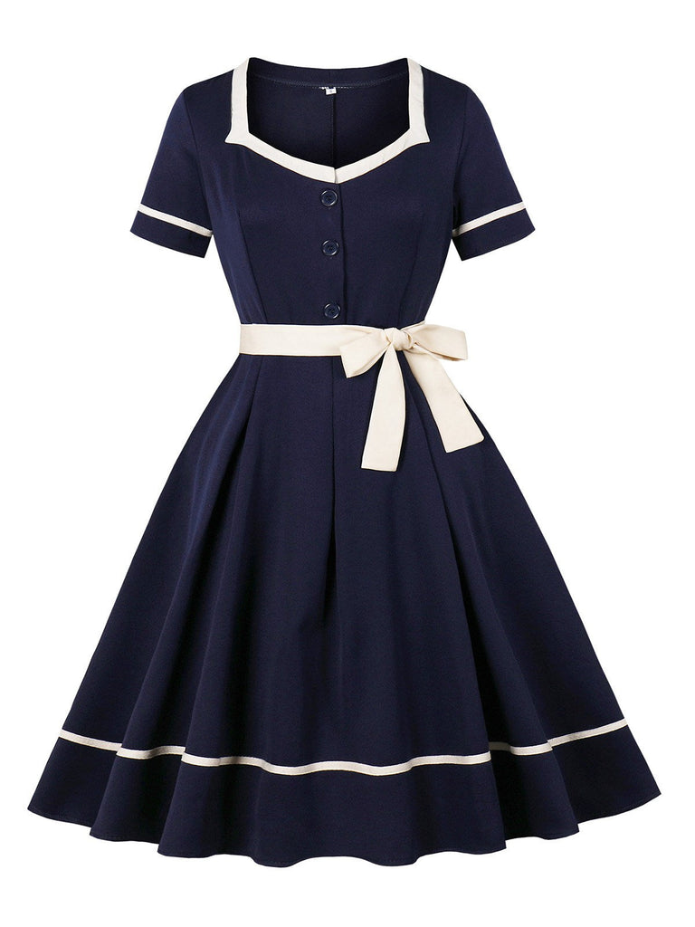 Robe bleu marine style nautique col carré avec ceinture des années 1950