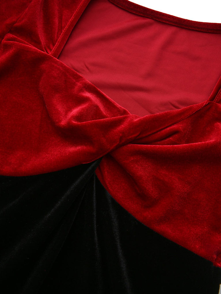 Robe moulanteen velours col en V torsadé rouge et noire des années 1960