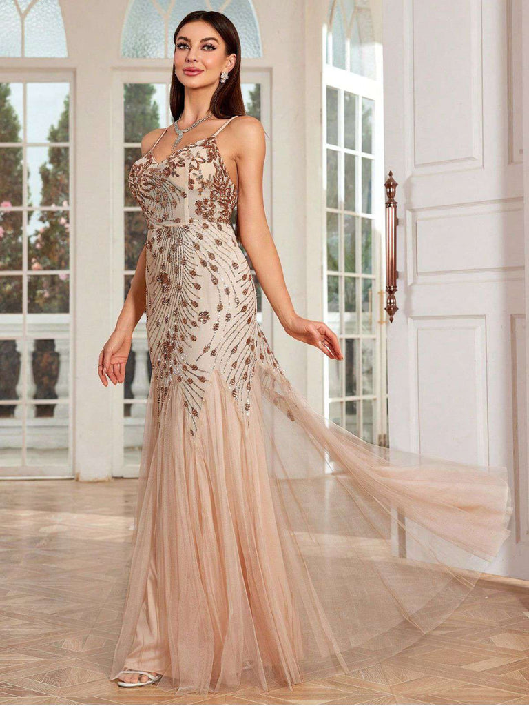 Robe de Soirée Sirène Beige en Résille à Sequins Dos Nu Années 1920
