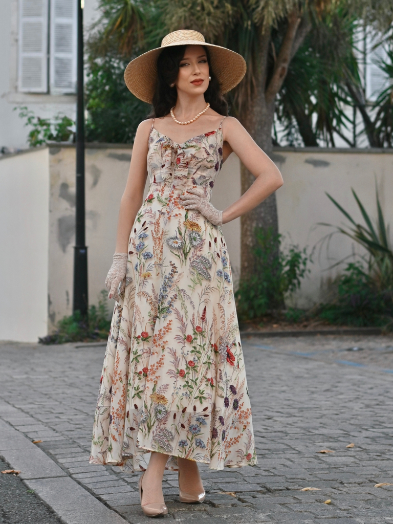 Robe nuisette bohème multicolore à fleurs col V années 1930