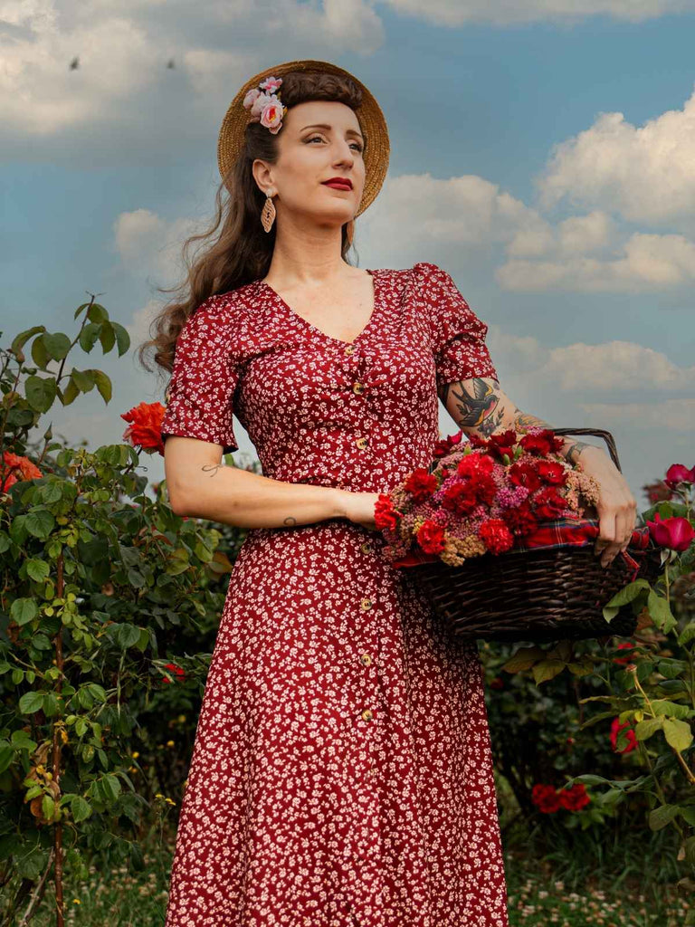Robe à fleurs en V rouge vin des années 40 Vintage