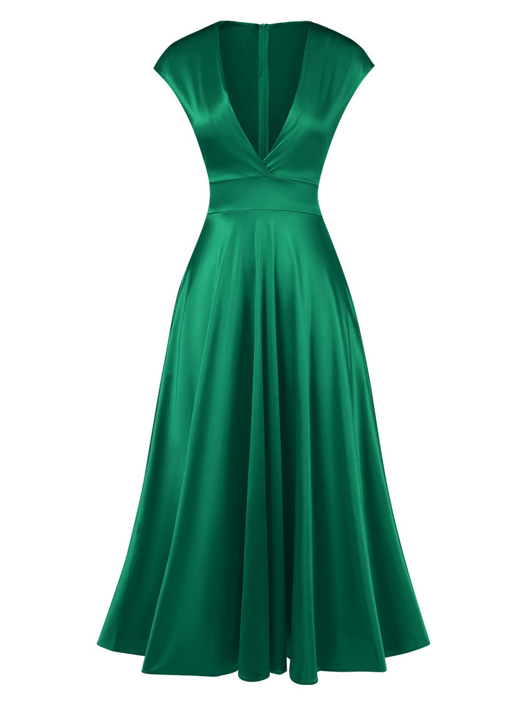 Robe en satin col en V profond rose des années 1950