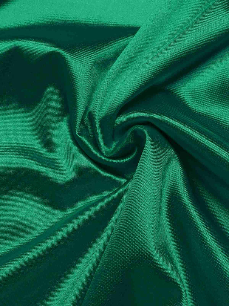 Robe en satin col en V profond rose des années 1950