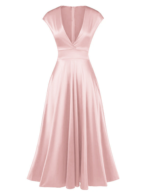 Robe en satin col en V profond rose des années 1950