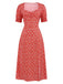 Robe rouge fendue à petites fleurs et col carré des années 1940