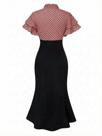 Robe sirène rose pêche à pois et col noué des années 1930