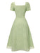 Robe verte à petites fleurs col cœur des années 1940