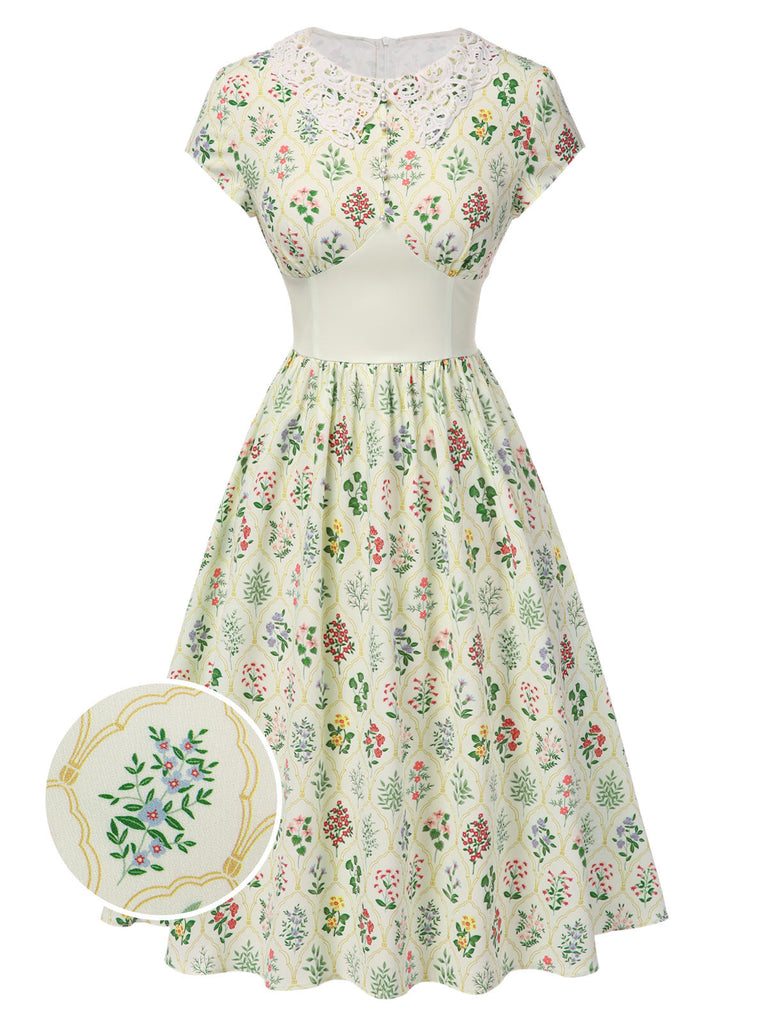 Robe beige col revers en dentelle florale des années 1940