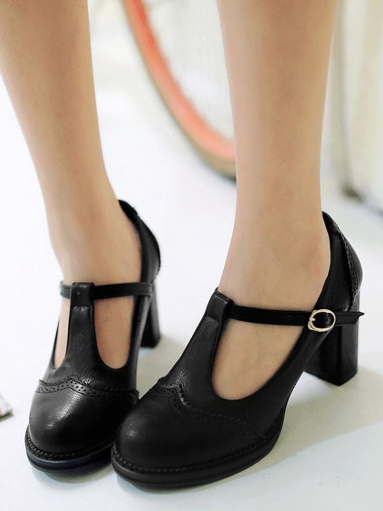 Chaussures rétro en cuir à talons épais et brides en T