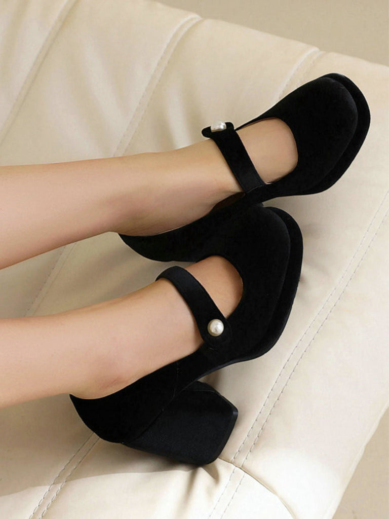 Chaussures Mary Jane en velours à boutons nacrés et talons compensés
