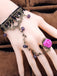 Bracelet vintage gothique en dentelle de vigne rose avec anneau en cristal