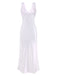 Chemise de nuit en dentelle et satin col v des années 1930
