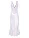 Chemise de nuit en dentelle et satin col v des années 1930