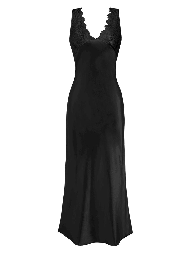 Chemise de nuit en dentelle et satin col v des années 1930