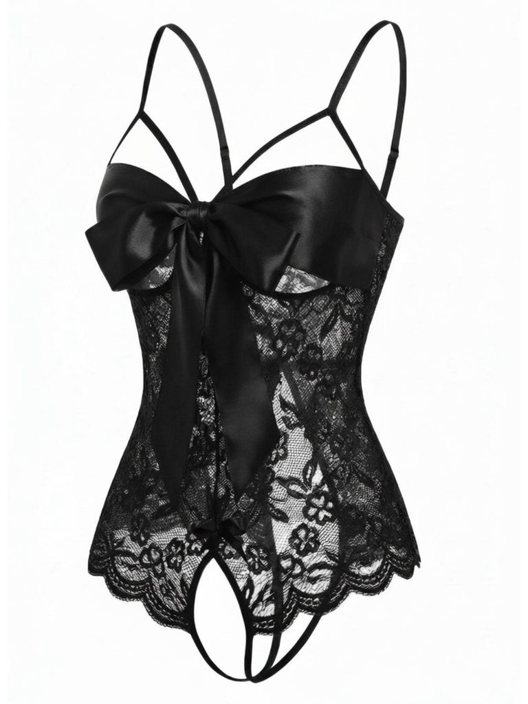 Lingerie en dentelle et satin avec nœud années 1970