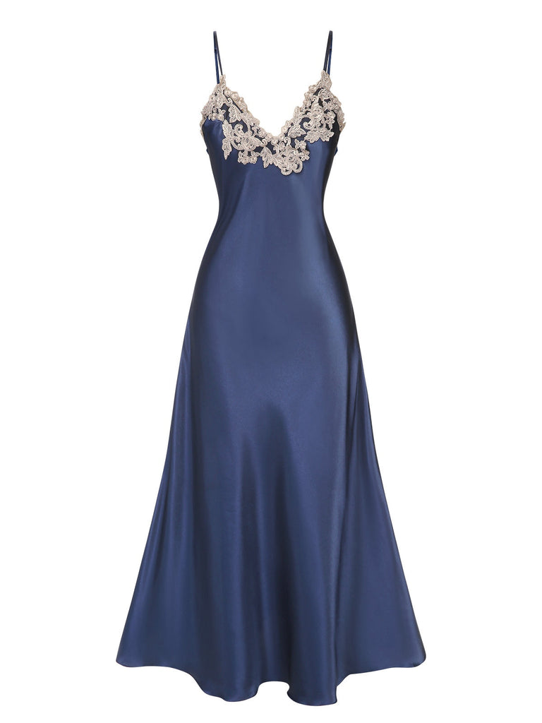 Chemise de nuit bleue à bretelles en faux satin années 1930