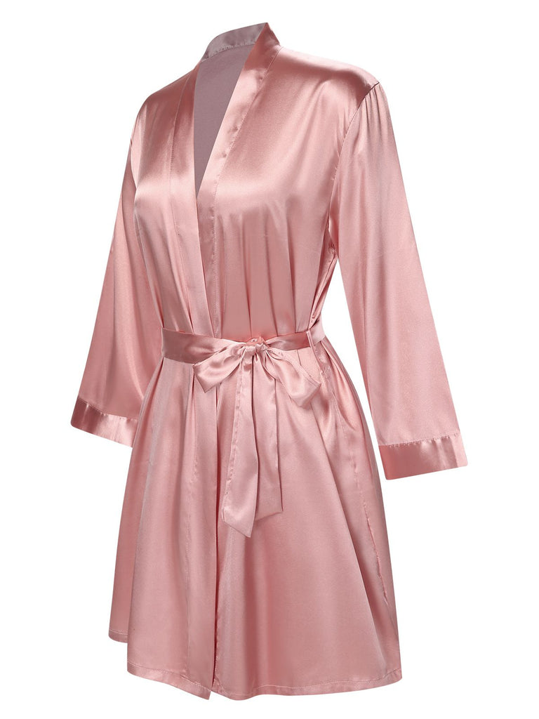 Peignoirs courts en faux satin noire des années 1970